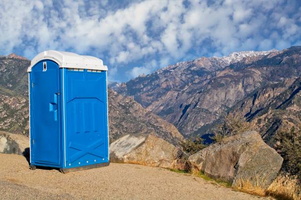 Portable Toilet Options We Offer in East Farmingdale, NY